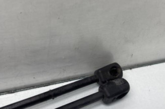 Verin de coffre PEUGEOT 5008 1