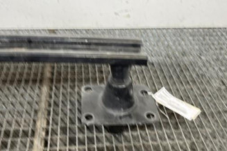 Renfort pare choc avant (traverse) PEUGEOT 5008 1