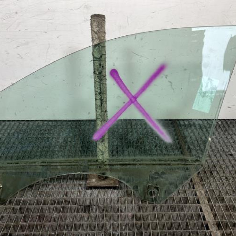 Vitre avant droit AUDI A3 2 Photo n°4