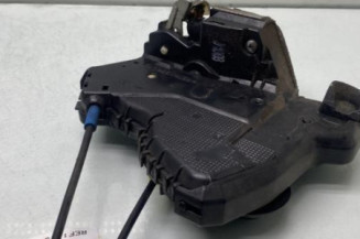 Serrure avant droit TOYOTA AVENSIS 3