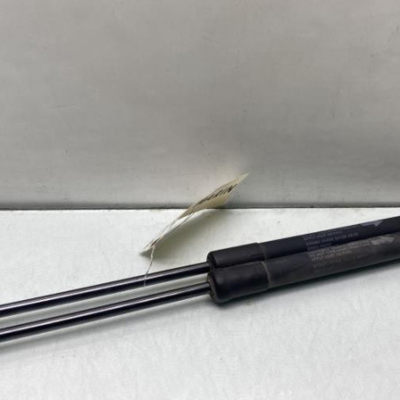 Verin de coffre TOYOTA AVENSIS 3 Photo n°1