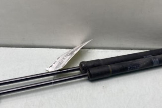 Verin de coffre TOYOTA AVENSIS 3