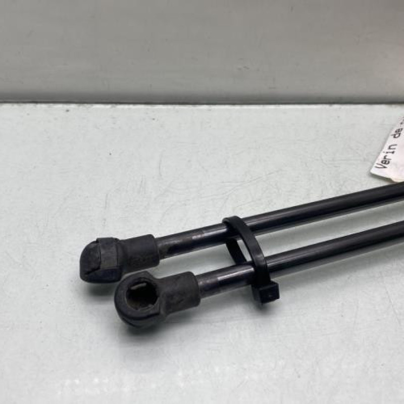 Verin de coffre TOYOTA AVENSIS 3 Photo n°3