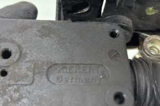 Serrure avant droit PEUGEOT 106