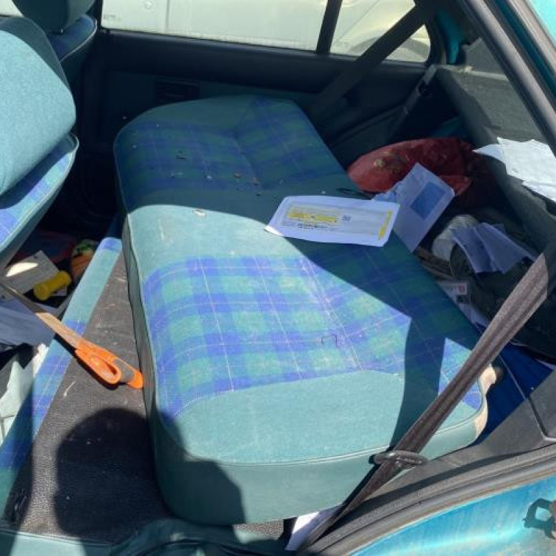 Serrure avant droit PEUGEOT 106 Photo n°18