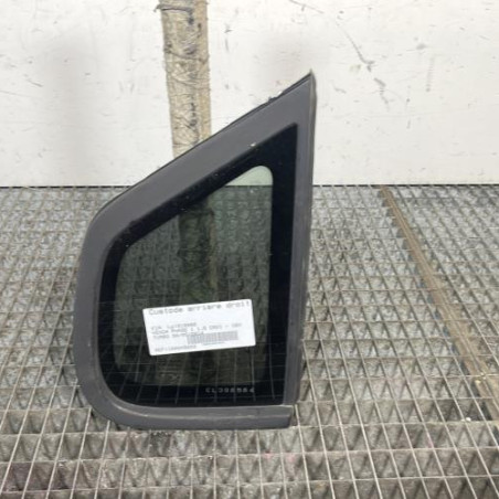 Custode arriere droit KIA VENGA Photo n°1