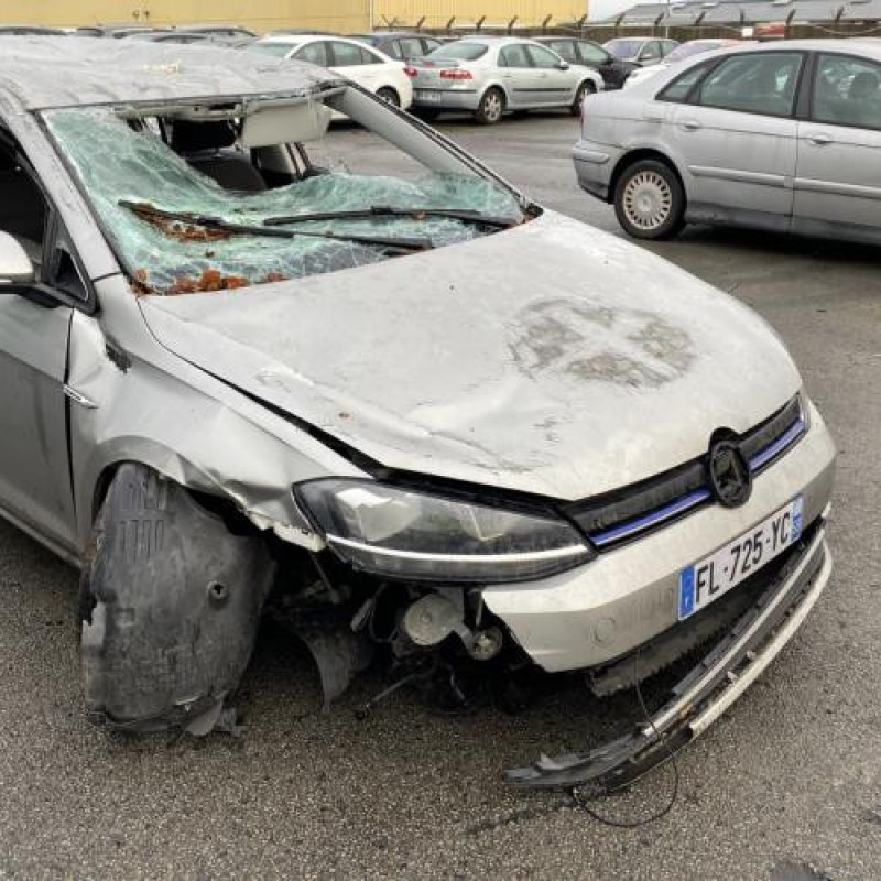 Bloc ABS (freins anti-blocage) VOLKSWAGEN GOLF 8 Photo n°6