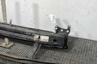 Renfort pare choc avant (traverse) VOLKSWAGEN PASSAT 5