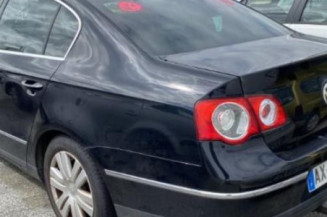 Renfort pare choc avant (traverse) VOLKSWAGEN PASSAT 5