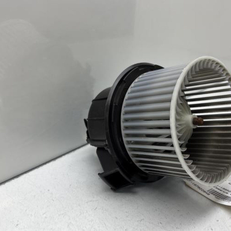 Pulseur d'air PEUGEOT 208 2 Photo n°6