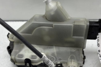 Serrure arriere droit PEUGEOT 208 2