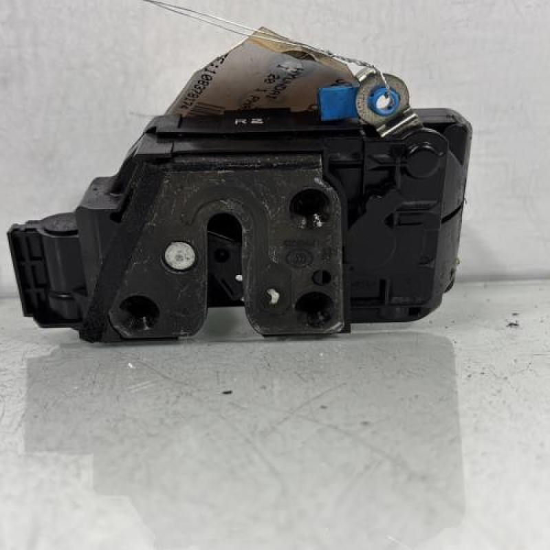 Serrure arriere droit HYUNDAI I 20 1 Photo n°5