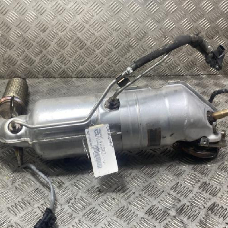 Catalyseur (echappement) PEUGEOT 2008 2 Photo n°1