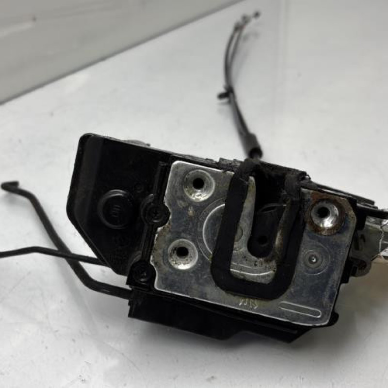 Serrure avant gauche HYUNDAI I 10 1 Photo n°6