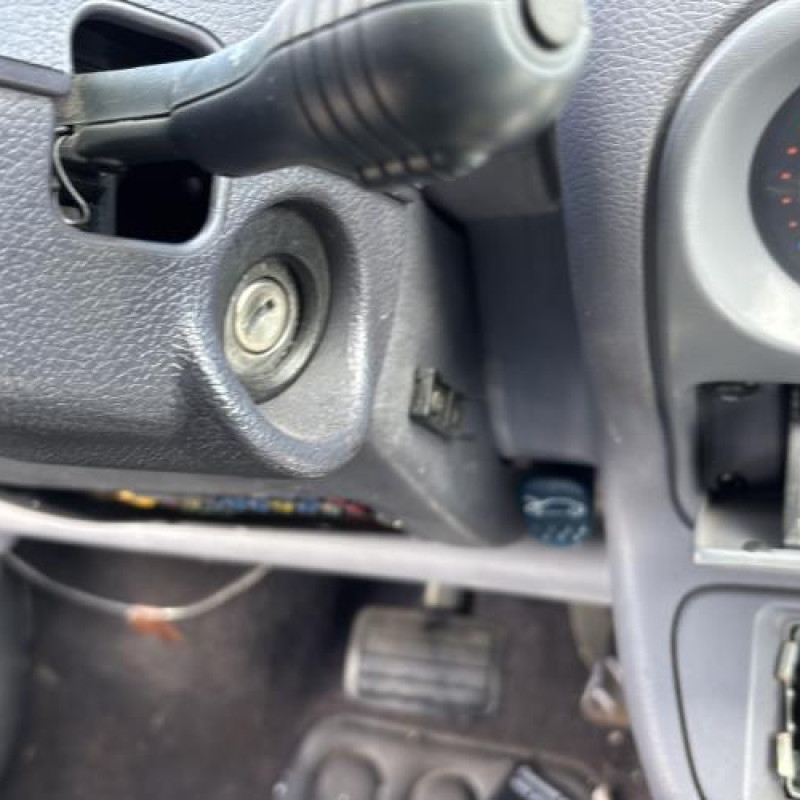 Serrure de coffre RENAULT TWINGO 1 Photo n°18