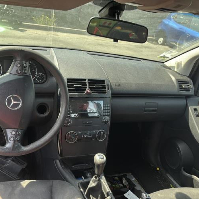 Renfort pare choc avant (traverse) MERCEDES CLASSE A 169 Photo n°19