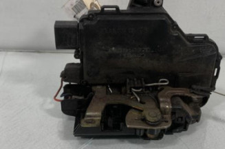 Serrure avant gauche VOLKSWAGEN GOLF 4 Photo n°1