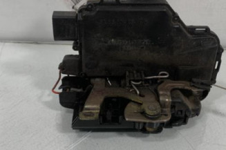 Serrure avant gauche VOLKSWAGEN GOLF 4