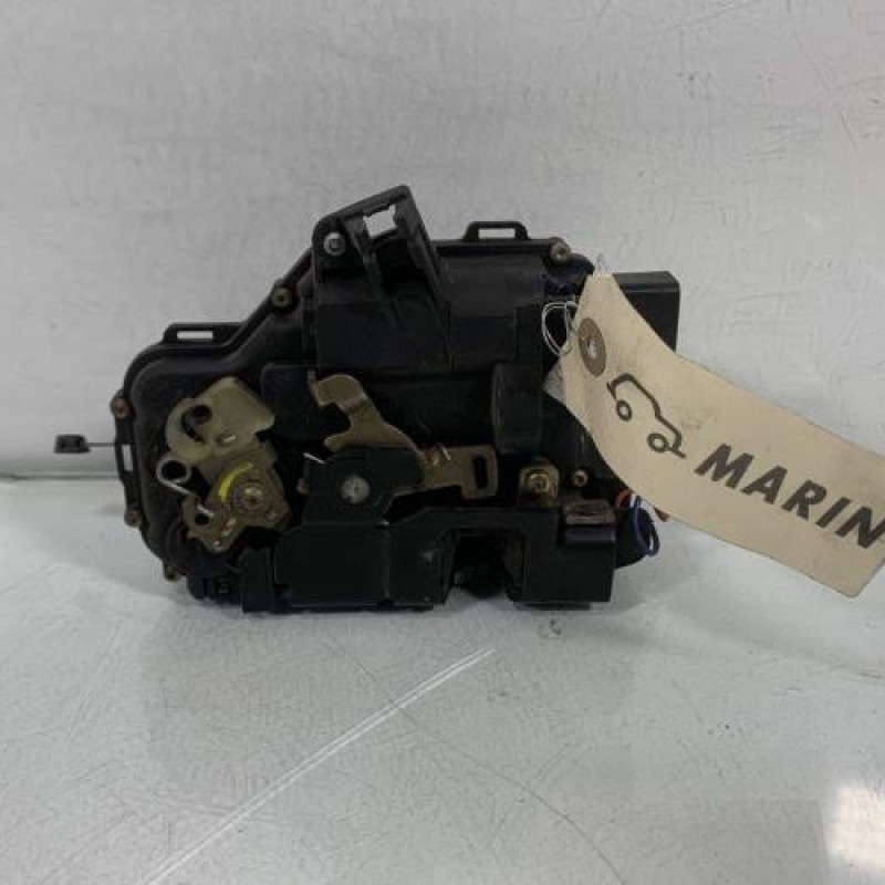 Serrure avant gauche VOLKSWAGEN GOLF 4 Photo n°3