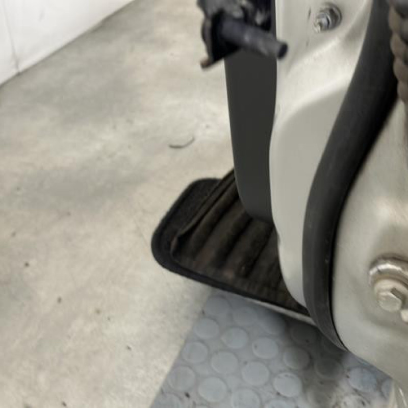 Porte avant gauche FORD C-MAX 1 Photo n°5