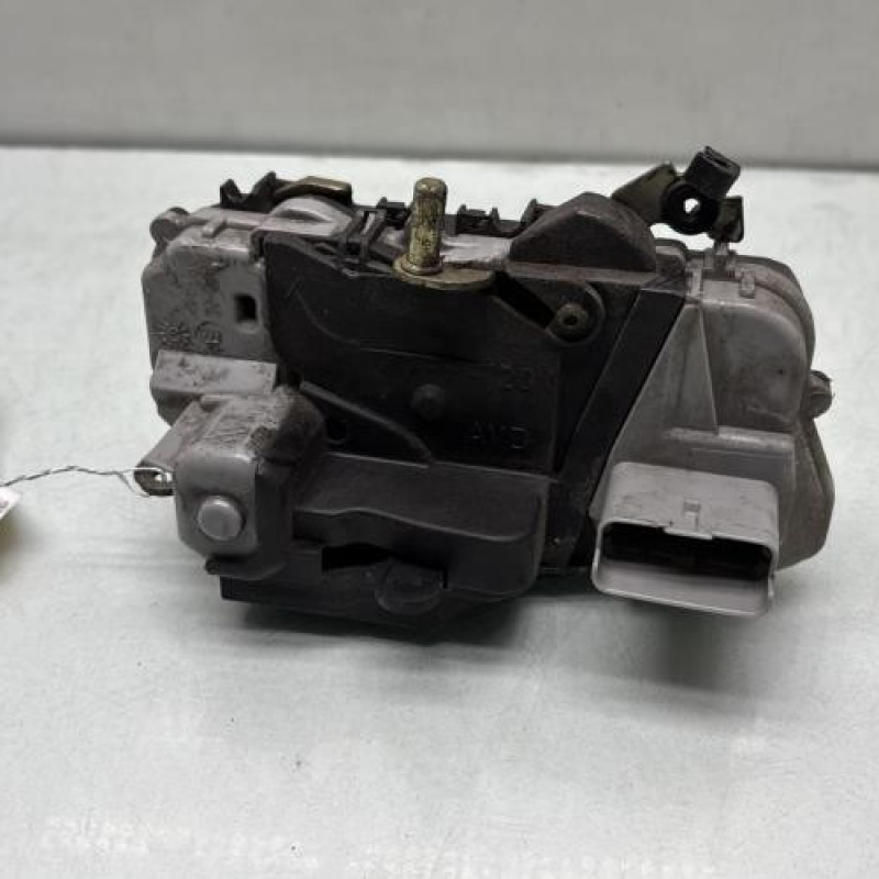 Serrure avant droit CITROEN XSARA PICASSO Photo n°2