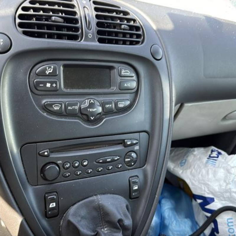 Serrure avant droit CITROEN XSARA PICASSO Photo n°12