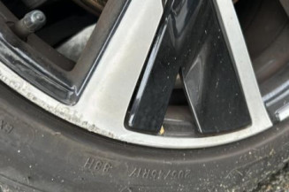 Tuyau de climatisation PEUGEOT 208 2