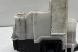 Serrure avant droit FIAT 500 2