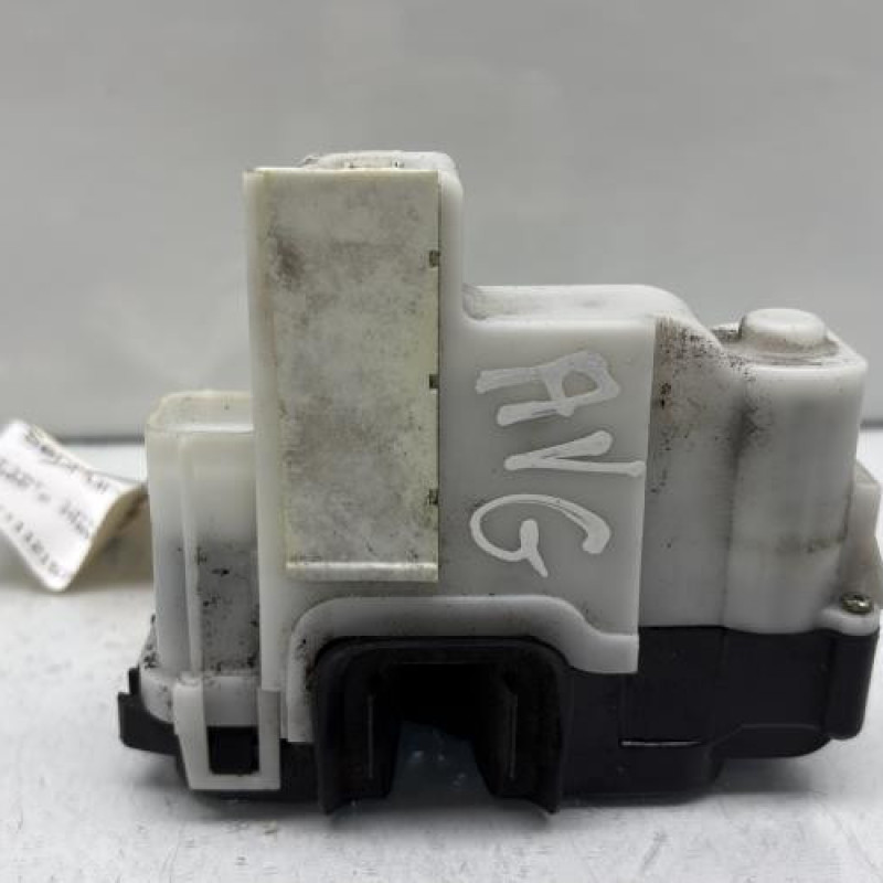 Serrure avant gauche FIAT 500 2 Photo n°4