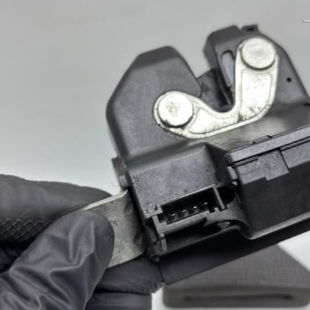 Serrure de coffre FIAT 500 2