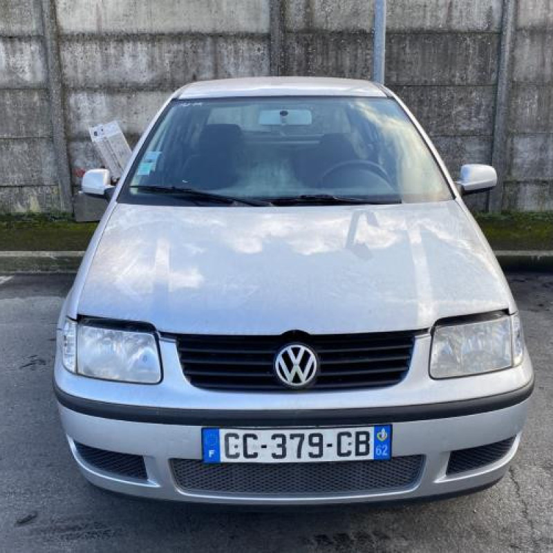 Face avant VOLKSWAGEN POLO 3 Photo n°13