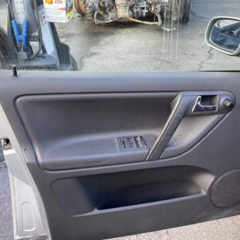 Face avant VOLKSWAGEN POLO 3 Photo n°14