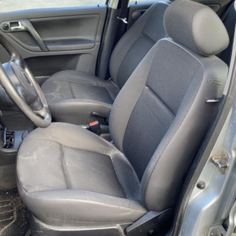 Face avant VOLKSWAGEN POLO 3 Photo n°16