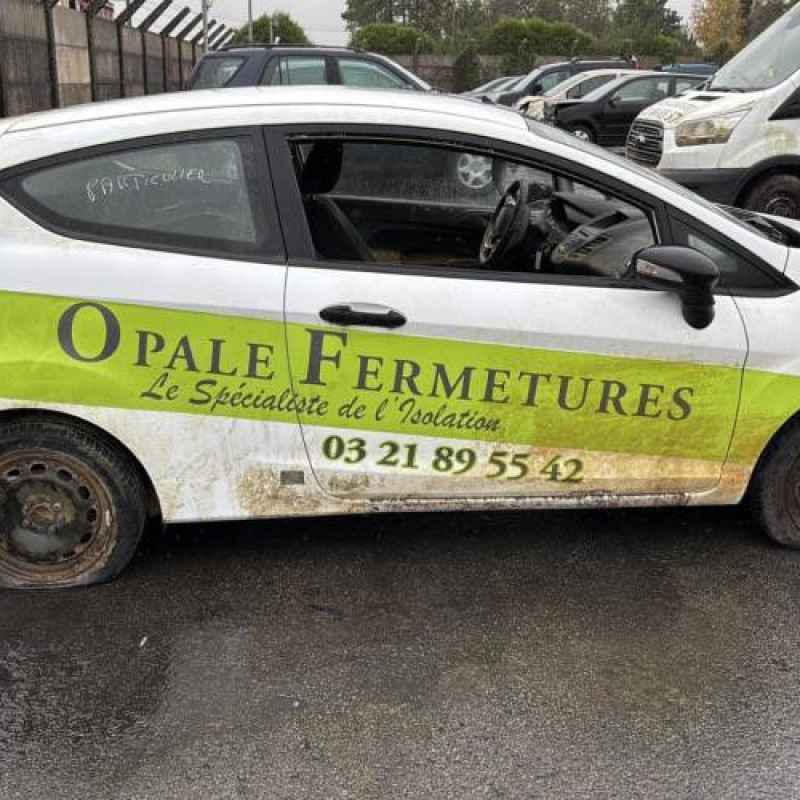 Face avant FORD FIESTA 6 Photo n°19