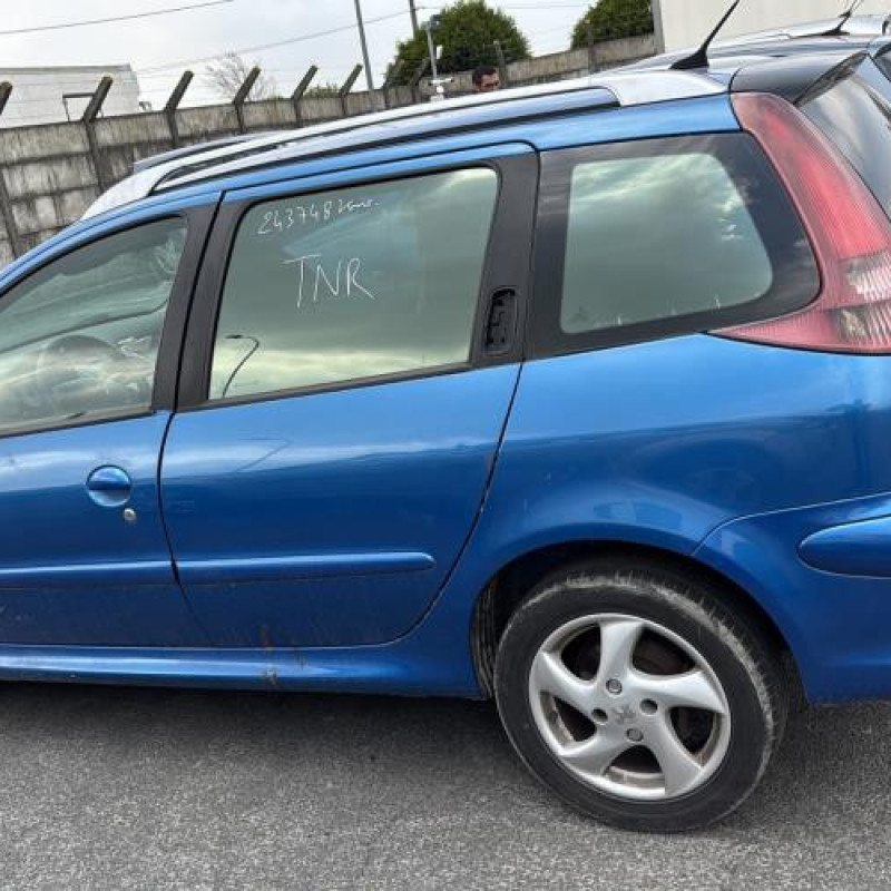 Face avant PEUGEOT 206 Photo n°12