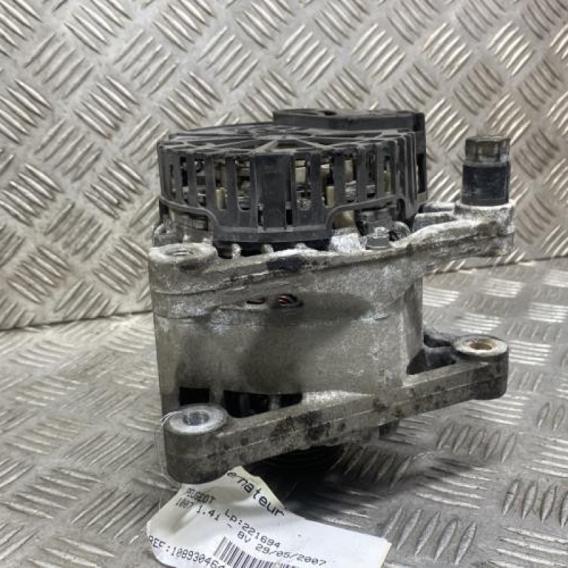 Alternateur PEUGEOT 1007 Photo n°1