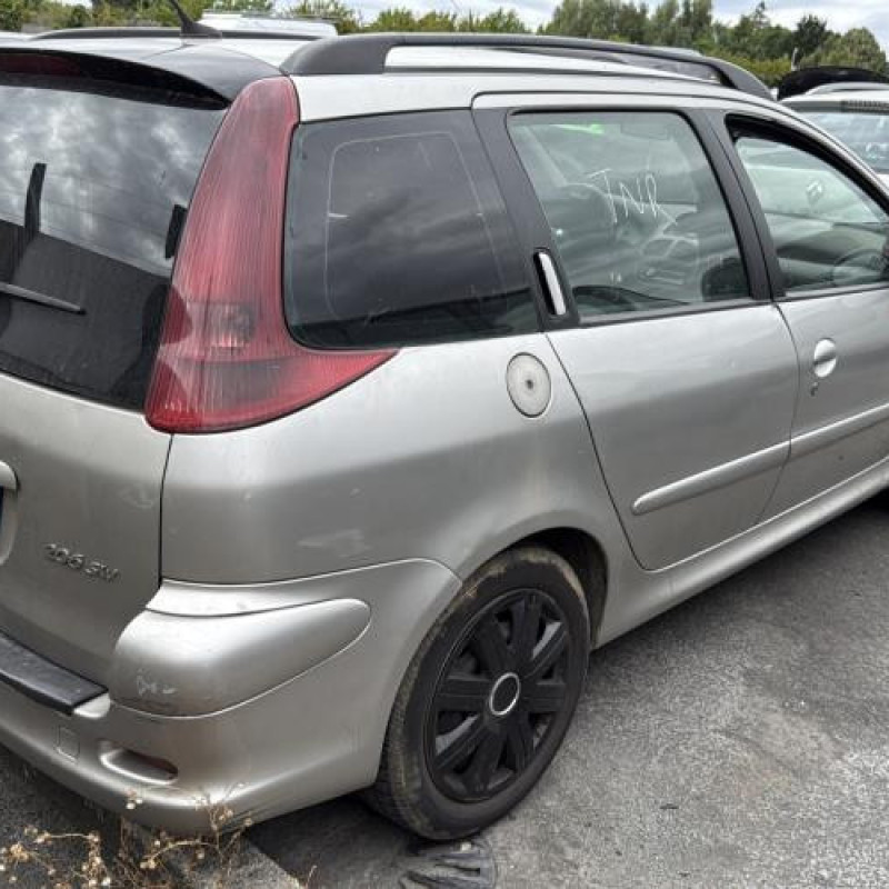 Face avant PEUGEOT 206 Photo n°8