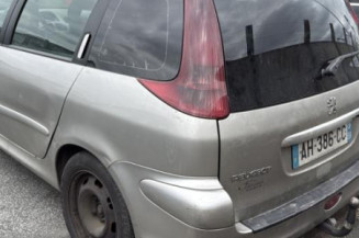 Face avant PEUGEOT 206