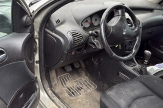 Face avant PEUGEOT 206