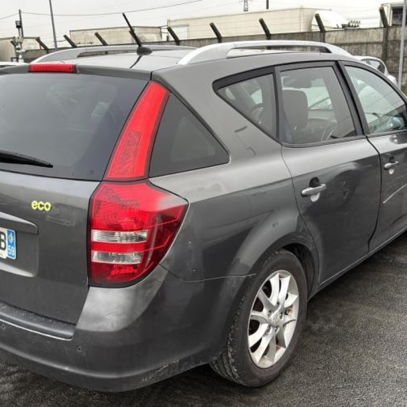 Face avant KIA CEE-D 1 SPORT WAGON Photo n°6