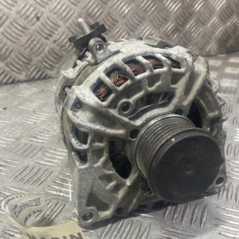 Alternateur MERCEDES CLASSE A 176 Photo n°1