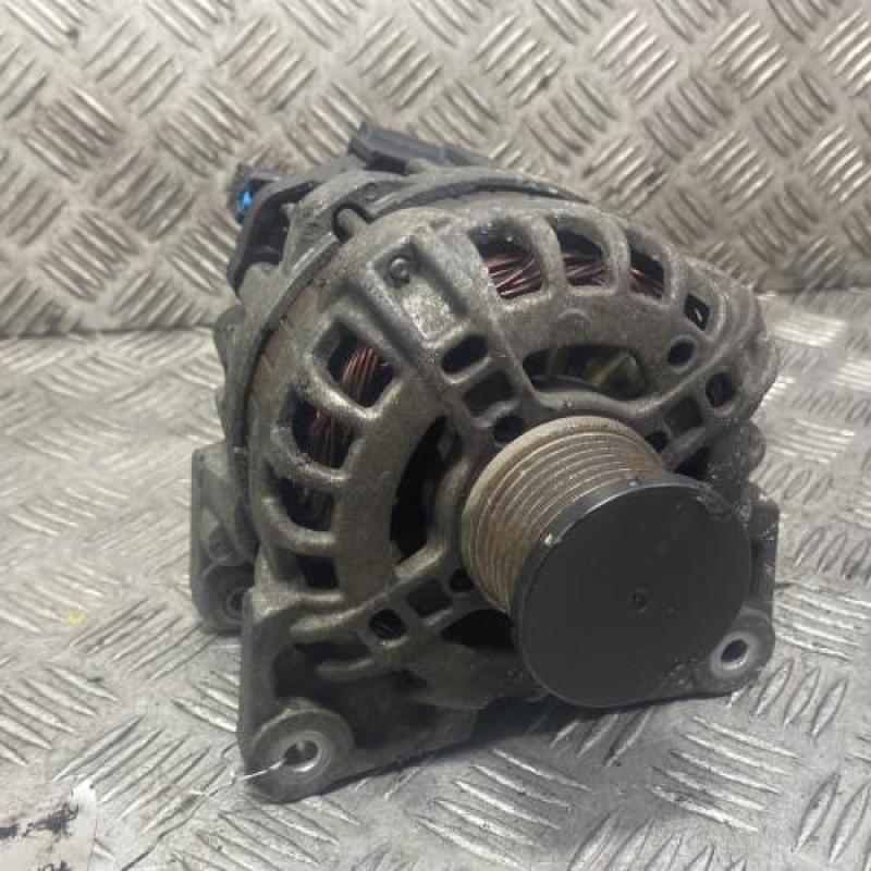 Alternateur DACIA SANDERO 2 Photo n°1