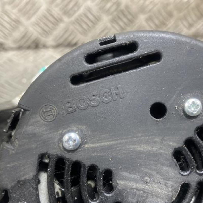 Alternateur OPEL CORSA B Photo n°3