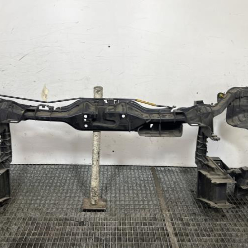 Face avant MERCEDES CLASSE A 169 Photo n°1