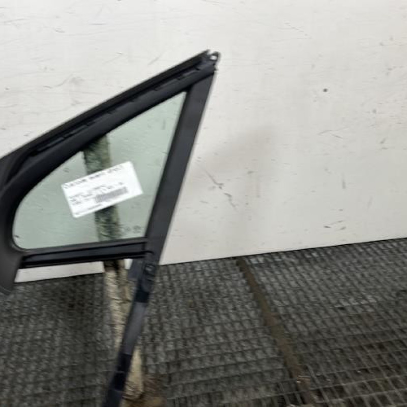 Custode avant droit (porte) PEUGEOT 208 1 Photo n°4