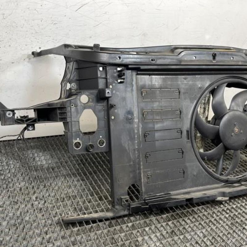 Face avant MINI MINI 2 R56 Photo n°2