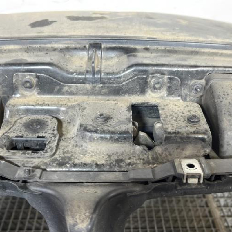 Face avant BMW SERIE 1 E88 Photo n°4