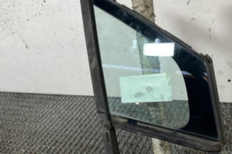 Custode avant droit (porte) PEUGEOT 3008 1