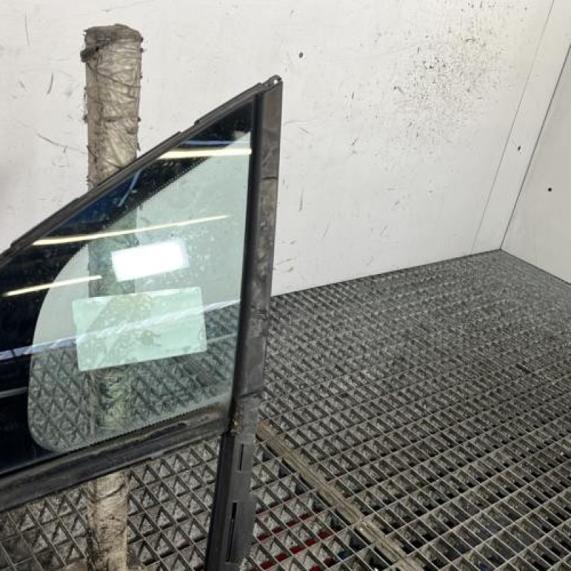 Custode avant gauche (porte) PEUGEOT 3008 1 Photo n°2