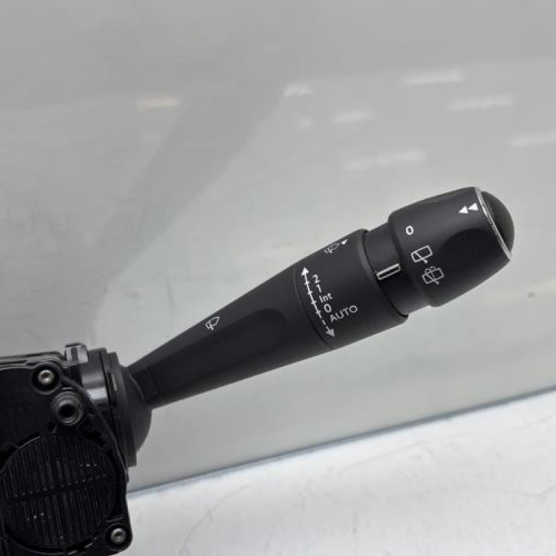 Com (Bloc Contacteur Tournant+Commodo Essuie Glace+Commodo Phare) PEUGEOT 308 2 Photo n°4